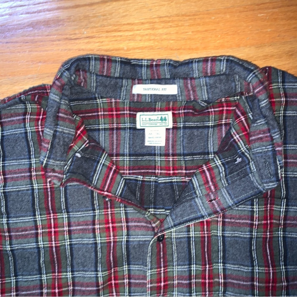 L.L. Bean Traditional Fit Flannel Shirt Men’s XXL Tall - Picture 4 of 7
